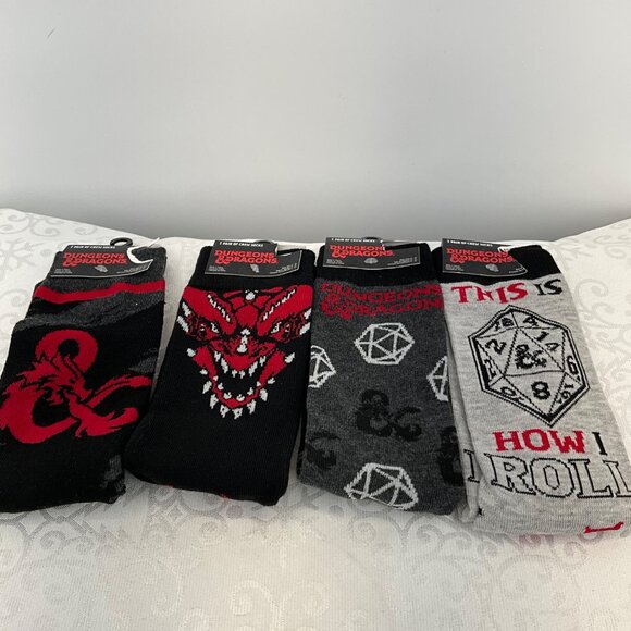 Dungeons & Dragons Mens Crew Socks Set Of 4 Pairs - Picture 1 of 10